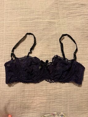 Victoria’s Secret Very Sexy Lace Bra Vintage